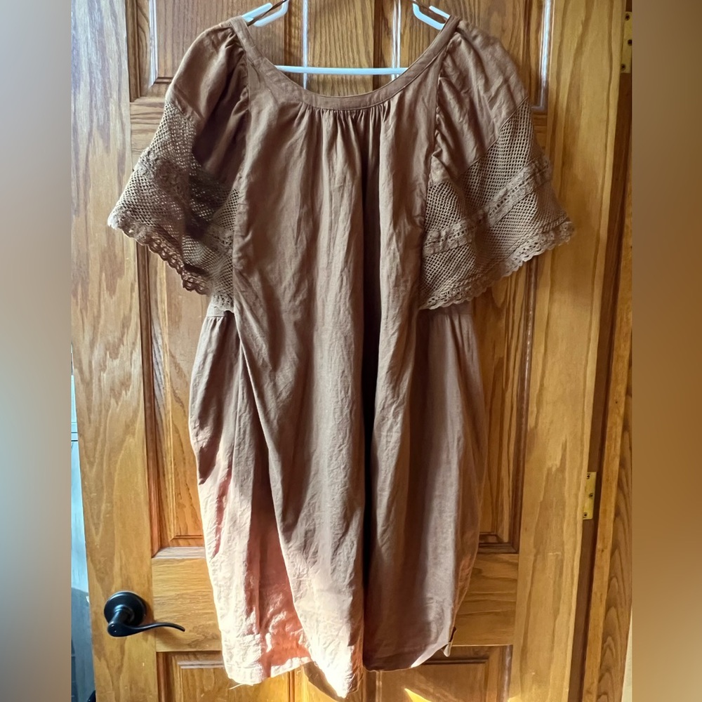 Old Navy Dress with crocheted style sleeves